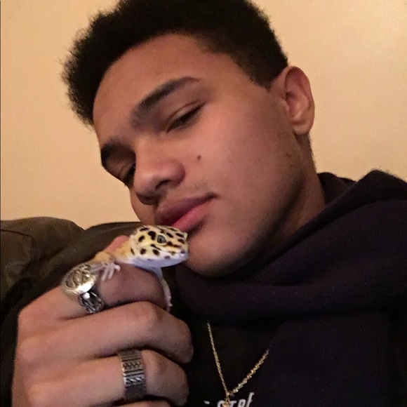 Meet your Posher, Graham - Picture 2 of 2